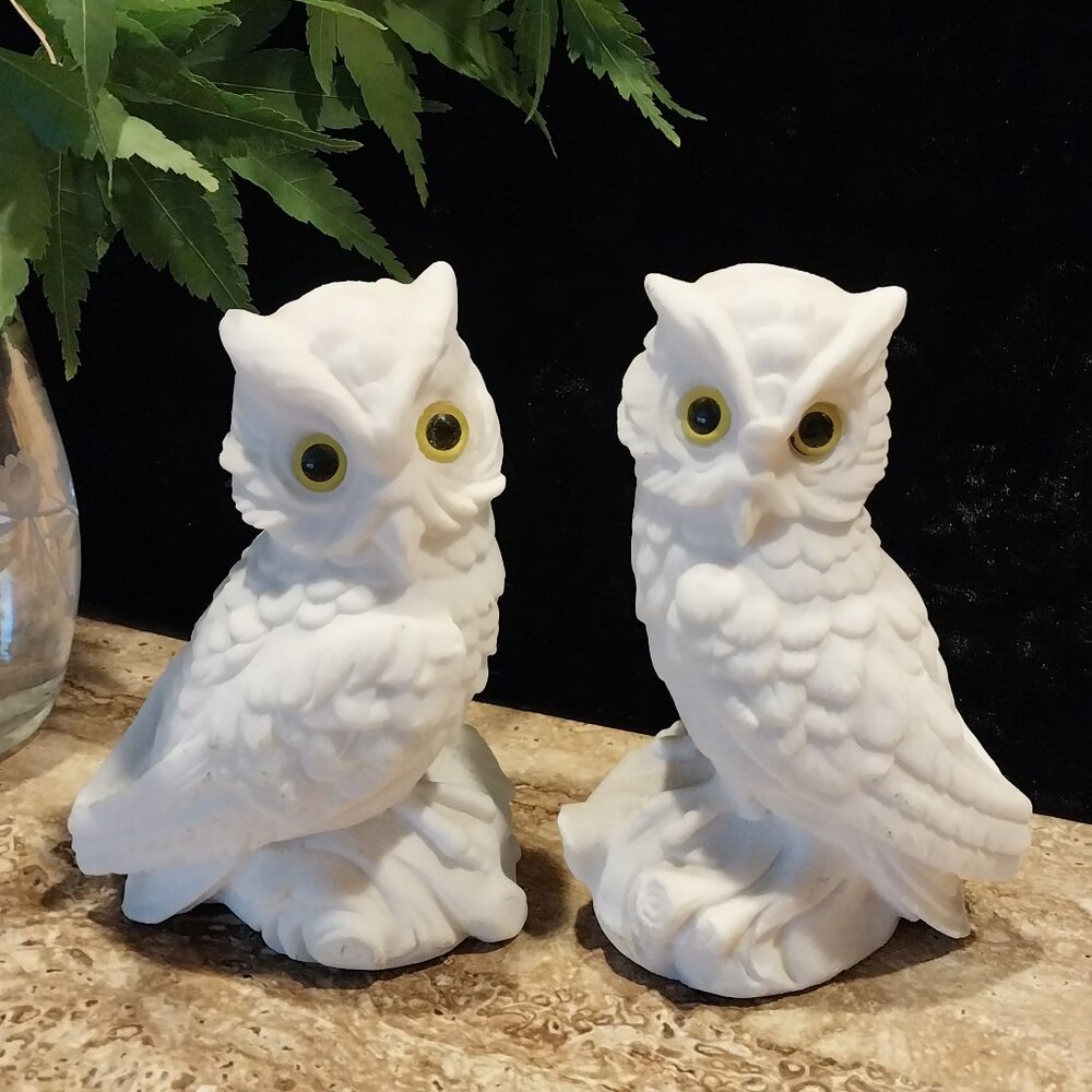 Pair of Vintage Alabaster Owl Figurines Hypnotic Yellow Eyes
